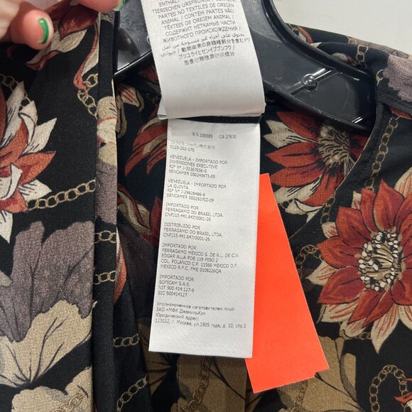 Salvatore Ferragamo Black Floral Pussy Bow Silk Button Blouse size IT 40/4 - Picture 8 of 9